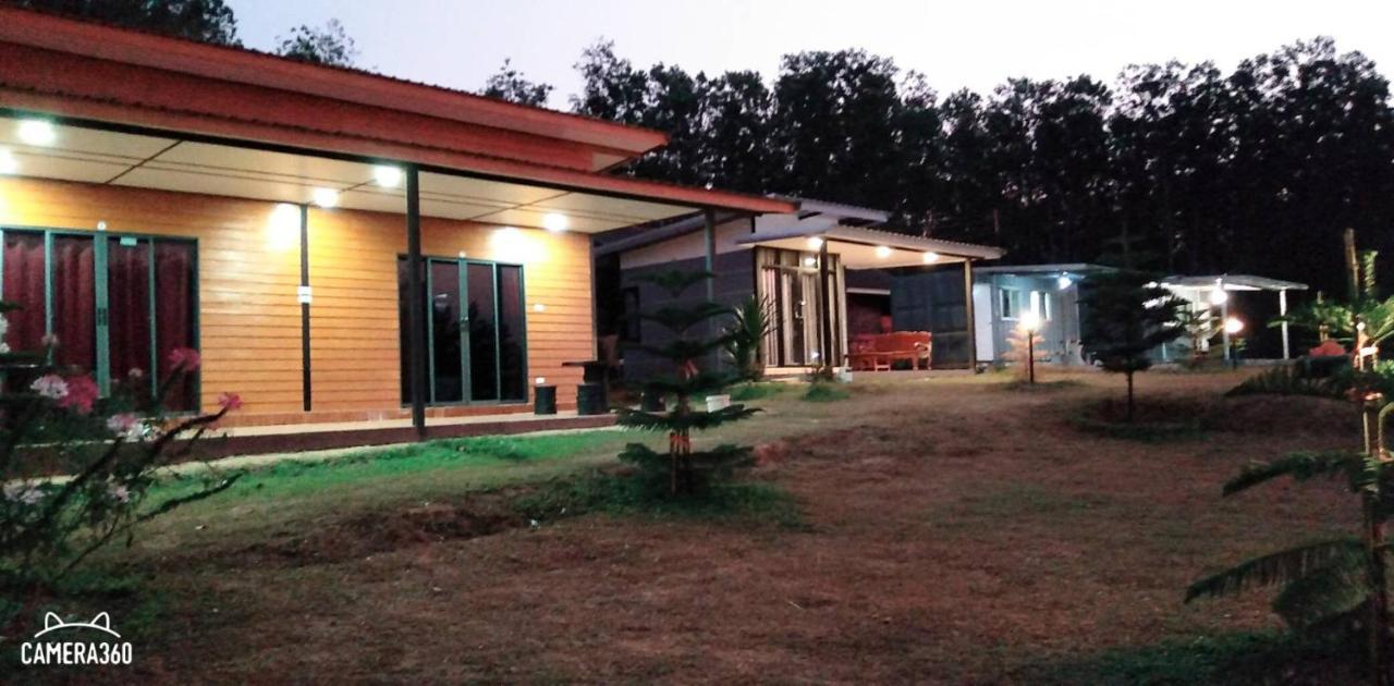 Villa เฟรนด์แคมป์ Khao Kho Esterno foto