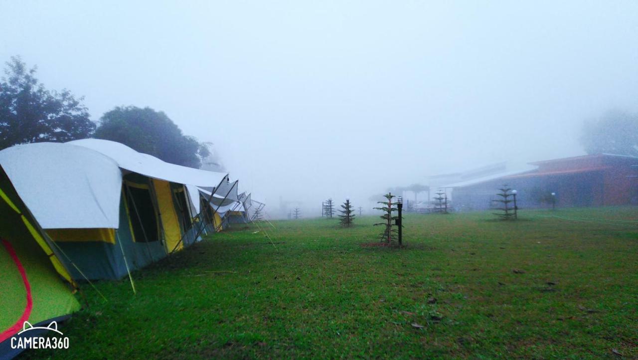 Villa เฟรนด์แคมป์ Khao Kho Esterno foto